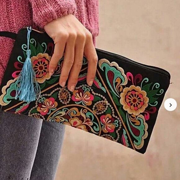 Exquisite Gesang Flower Embroidery Long Wallet - Picture 1 of 6